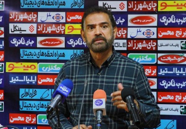 کریمی: تراکتور پرطرفدارترین تیم استادیومی ایران است، باید دست امثال زنوزی ها را گرفت