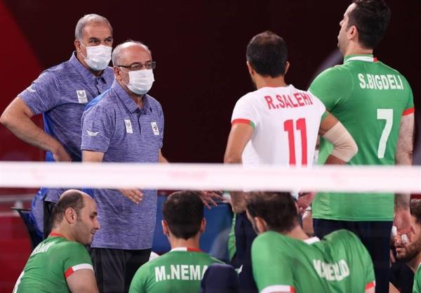 هادی رضایی سرمربی تیم ملی والیبال نشسته می گردد؟